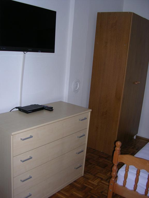 Apartment Perkovic Jadranka Kornić Exteriör bild