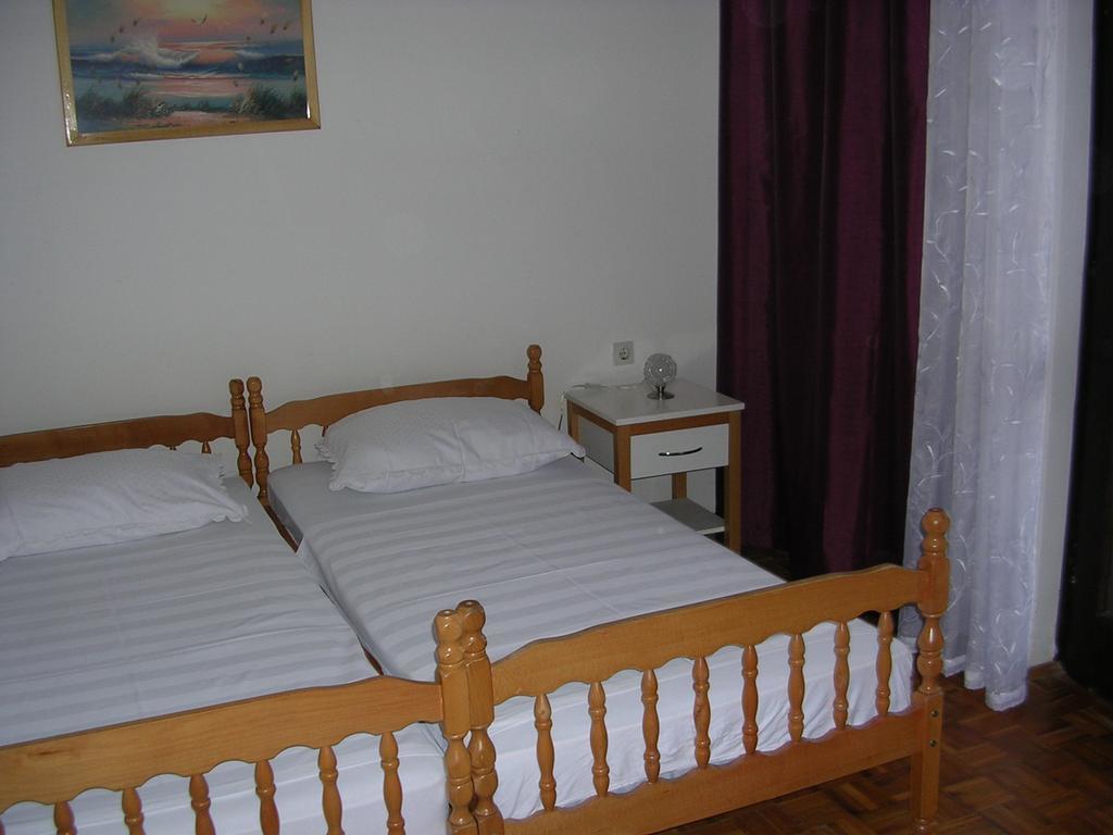 Apartment Perkovic Jadranka Kornić Exteriör bild