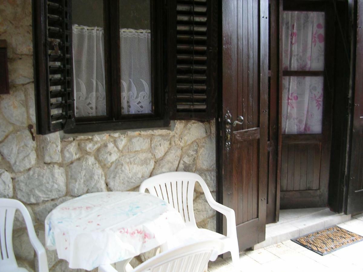 Apartment Perkovic Jadranka Kornić Exteriör bild